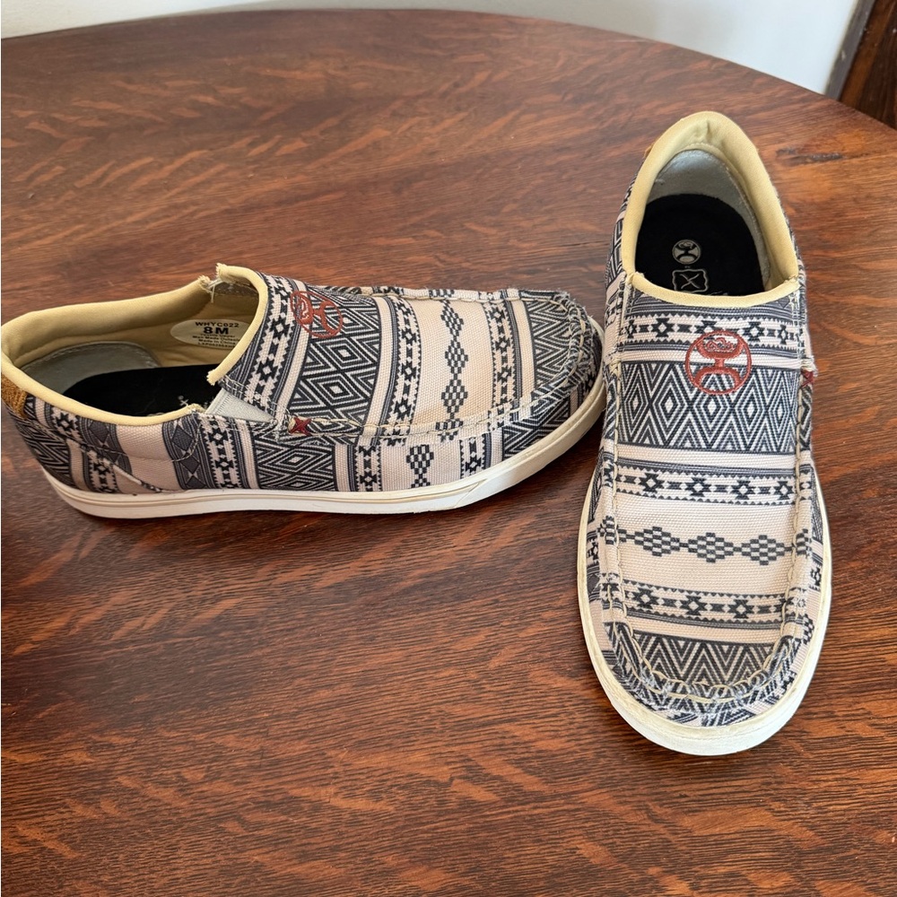 Women's Twisted X Hooey Loper Patterned Slip-On Loafers - Beige and Black